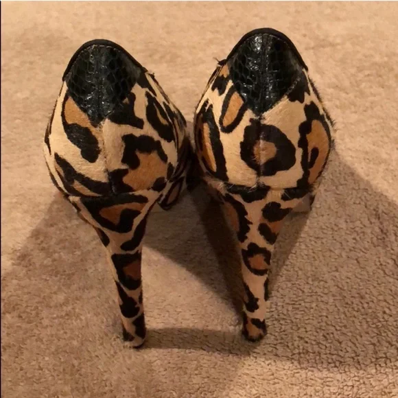 Leopard print pumps - Picture 4 of 5